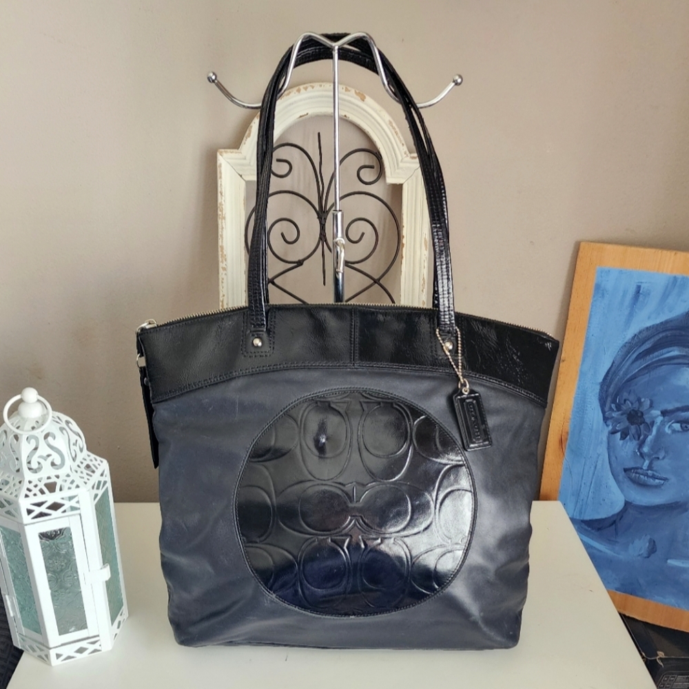 Coach Laura Black Leather And Patent Leather Tote Bag